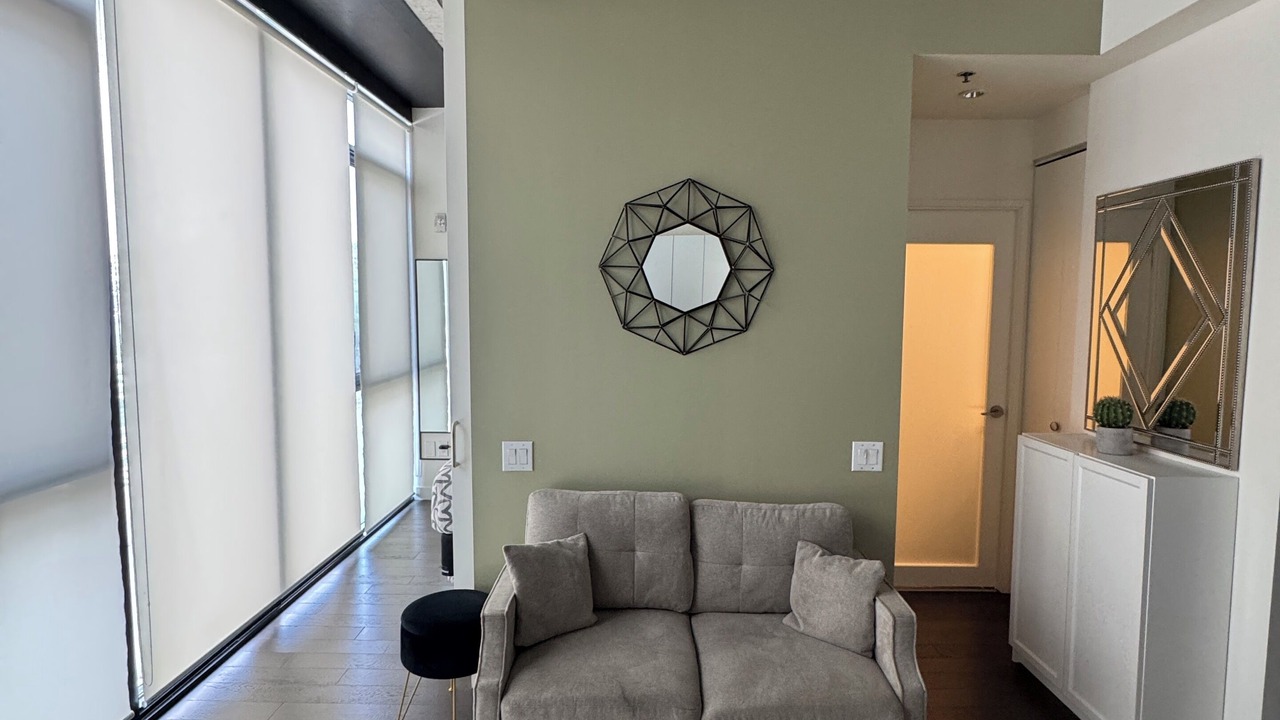 Photo of Livingroom in Downtown Winnipeg