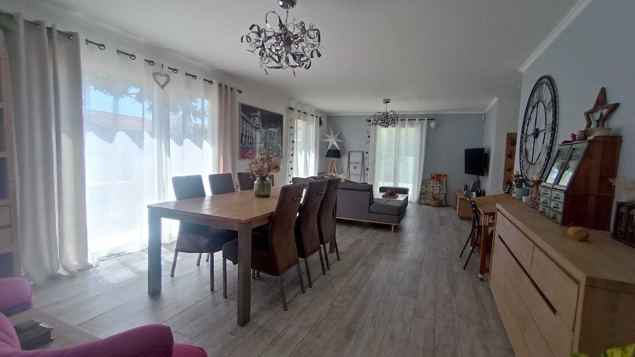 Photo of Others in Saussan