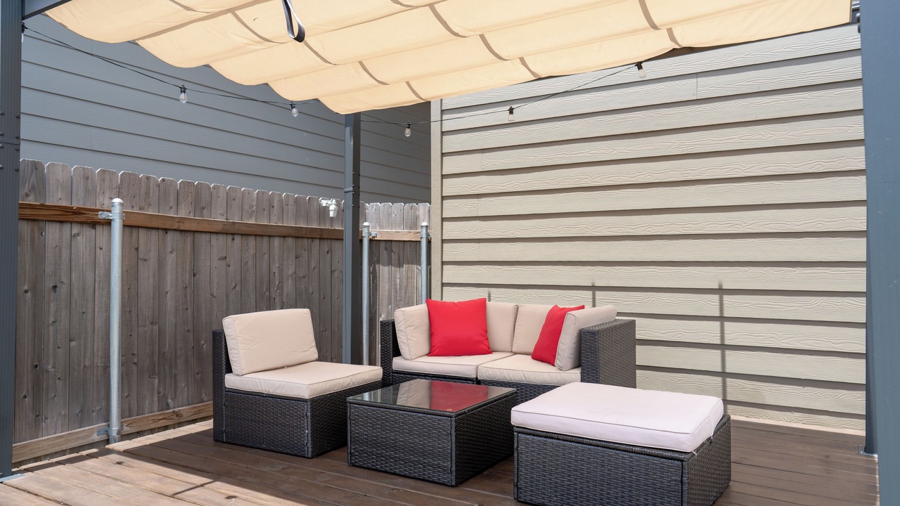 Photo of Patio Balcony in McNeil