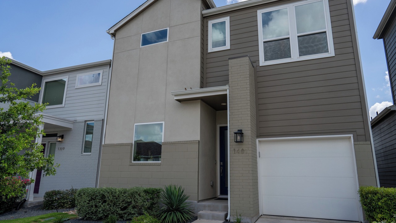 Photo of Outdoor in McNeil