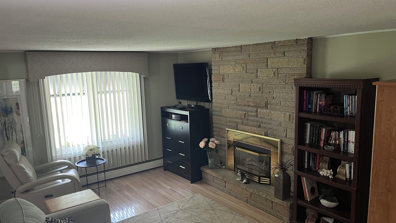 Photo of Livingroom in Woodslee