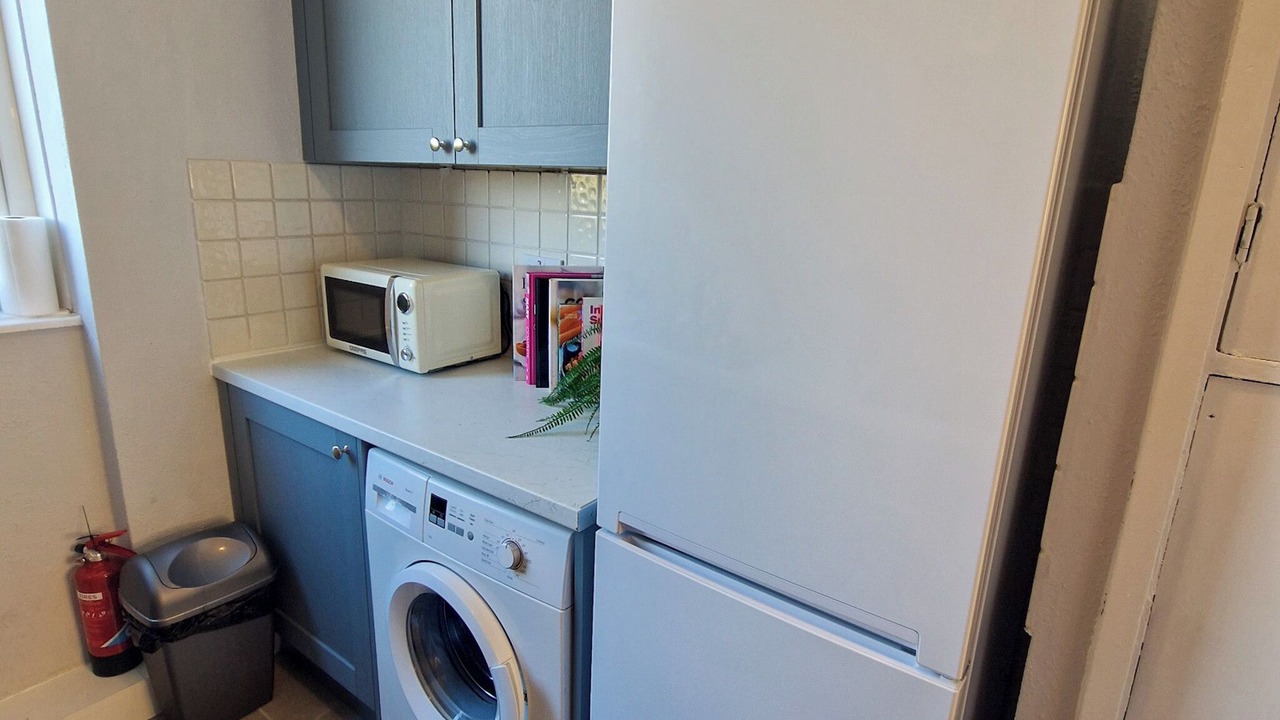 Photo of Others in Wormholt and White City