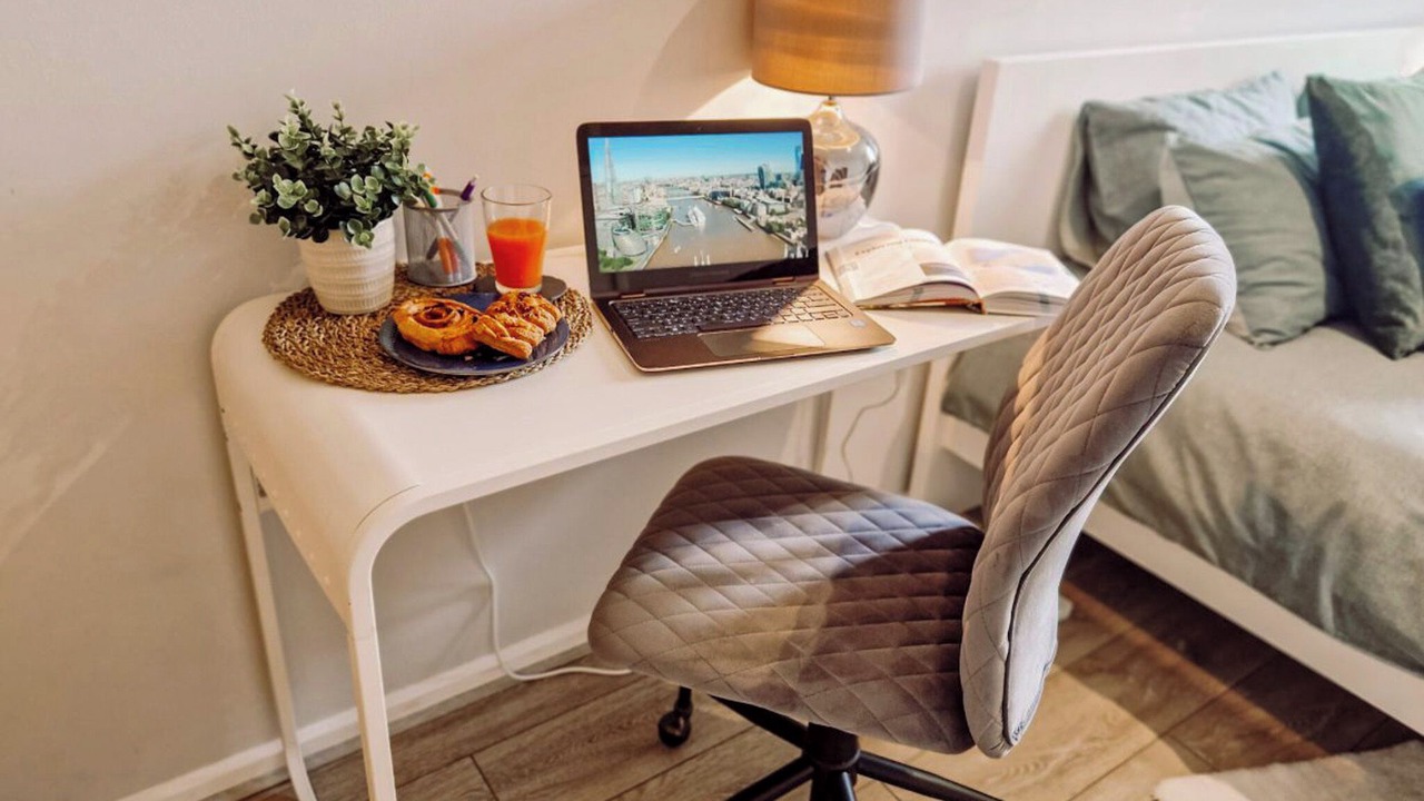 Photo of Others in Wormholt and White City