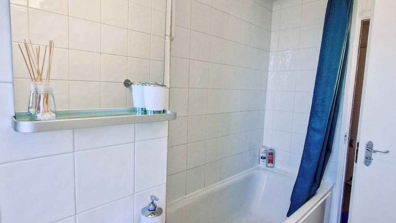 Photo of Bathroom in Wormholt and White City