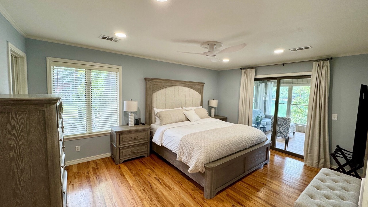 Photo of Bedroom in Lost Bridge Village