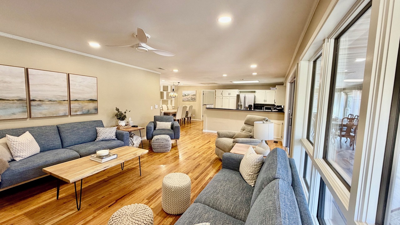 Photo of Livingroom in Lost Bridge Village