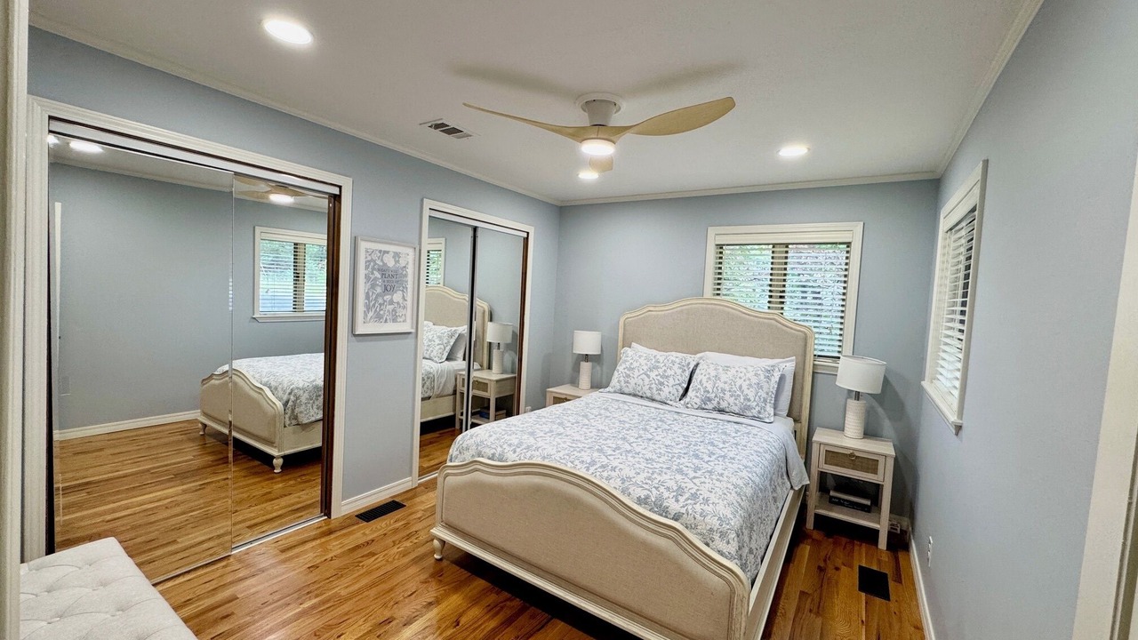 Photo of Bedroom in Lost Bridge Village