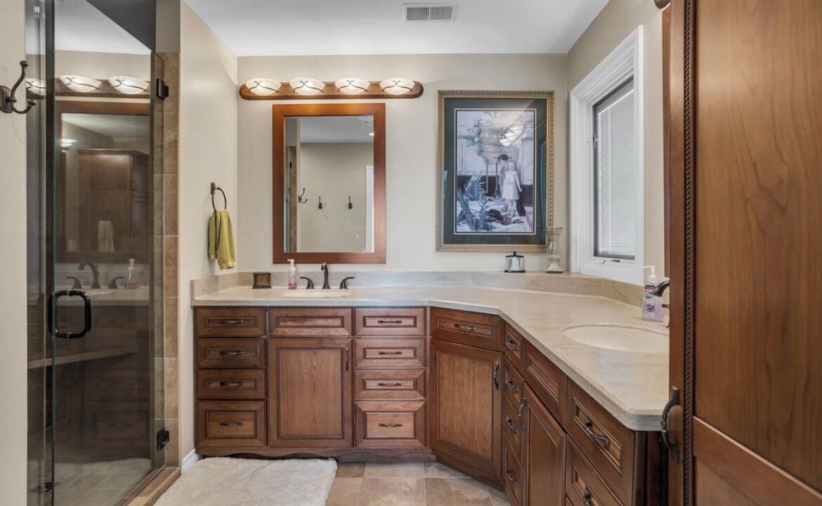 Photo of Bathroom in Horton