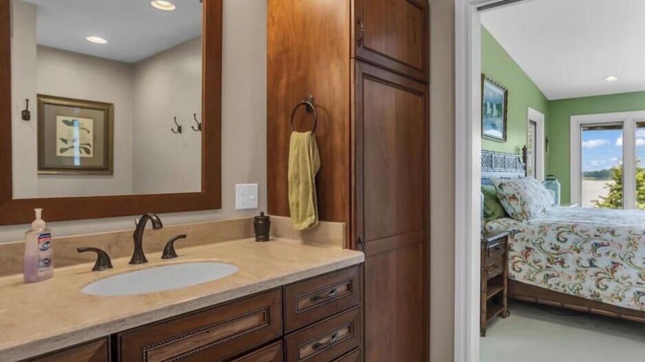 Photo of Bathroom in Horton