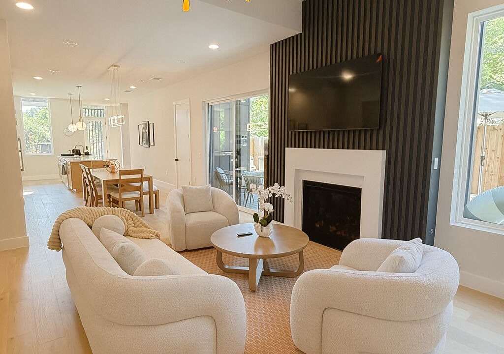 Photo of Livingroom in Dawson