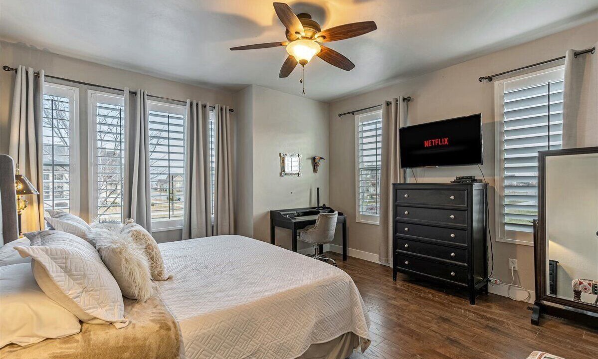Photo of Bedroom in Daybreak