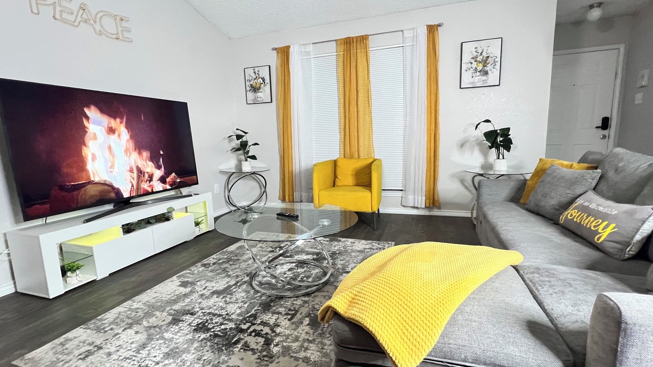 Photo of Livingroom in Arlington
