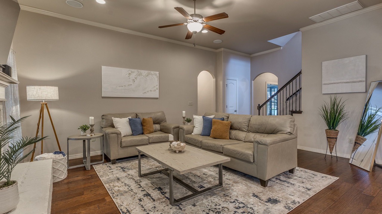 Photo of Livingroom in Jenks