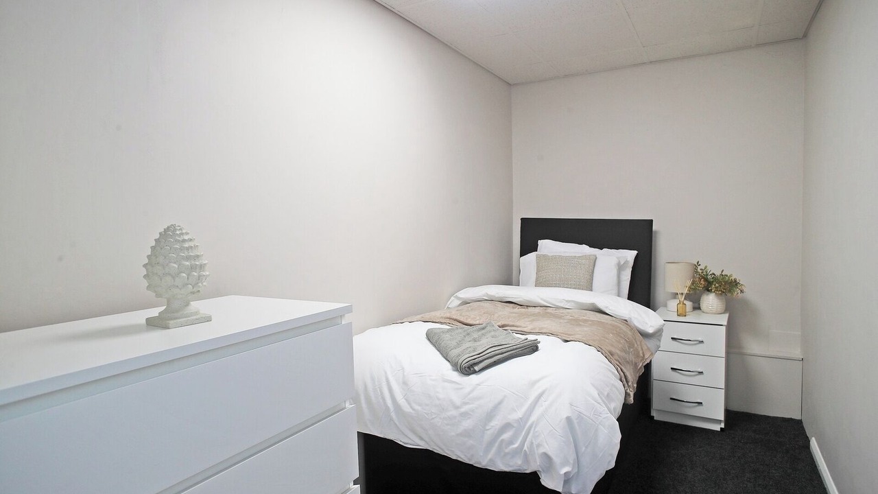Photo of Bedroom in Bramcote