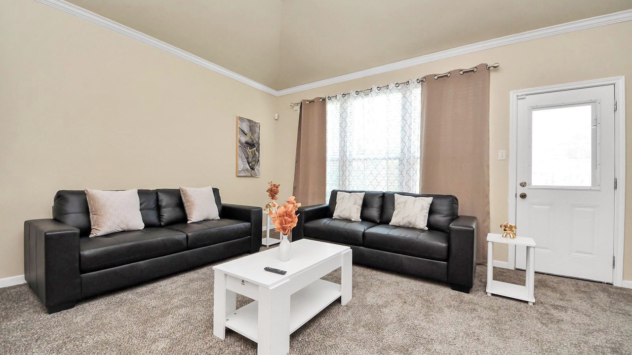 Photo of Livingroom in Fresno