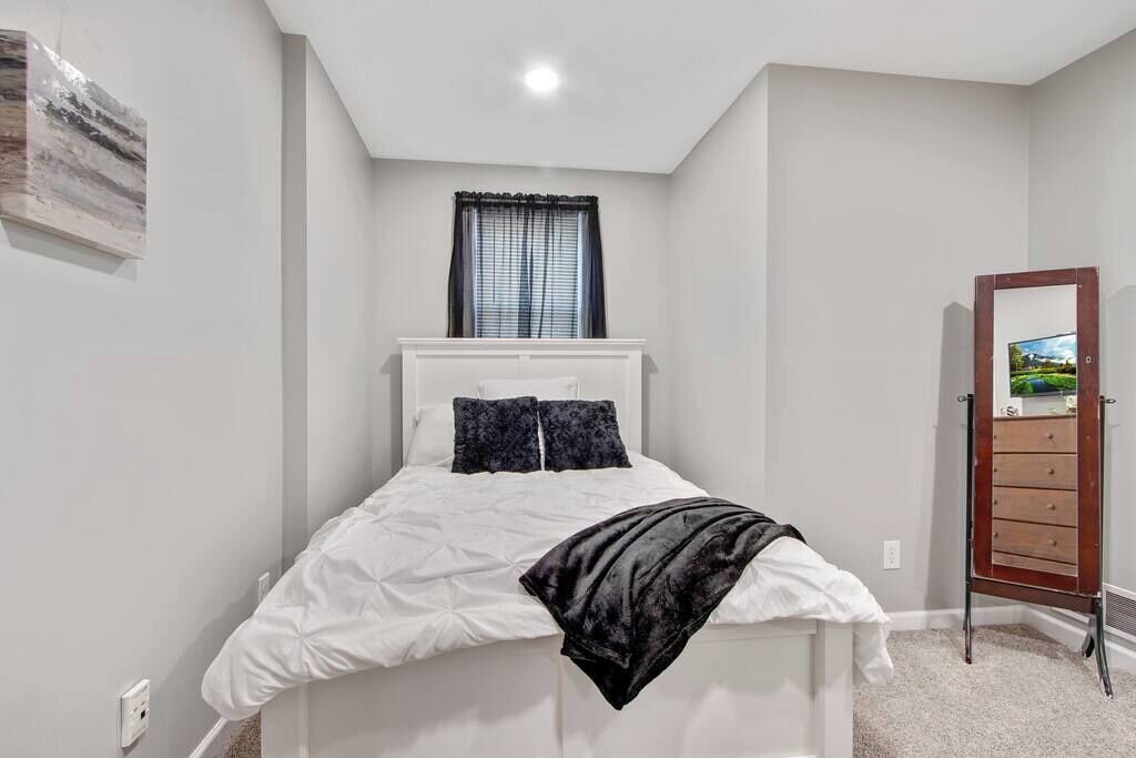 Photo of Bedroom in Cheektowaga