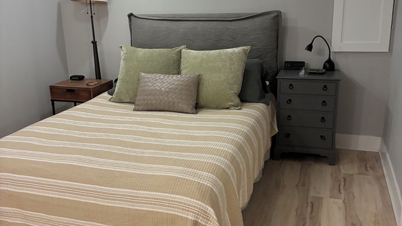 Photo of Bedroom in Elgin