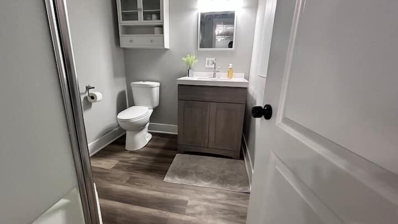 Photo of Bathroom in Elgin