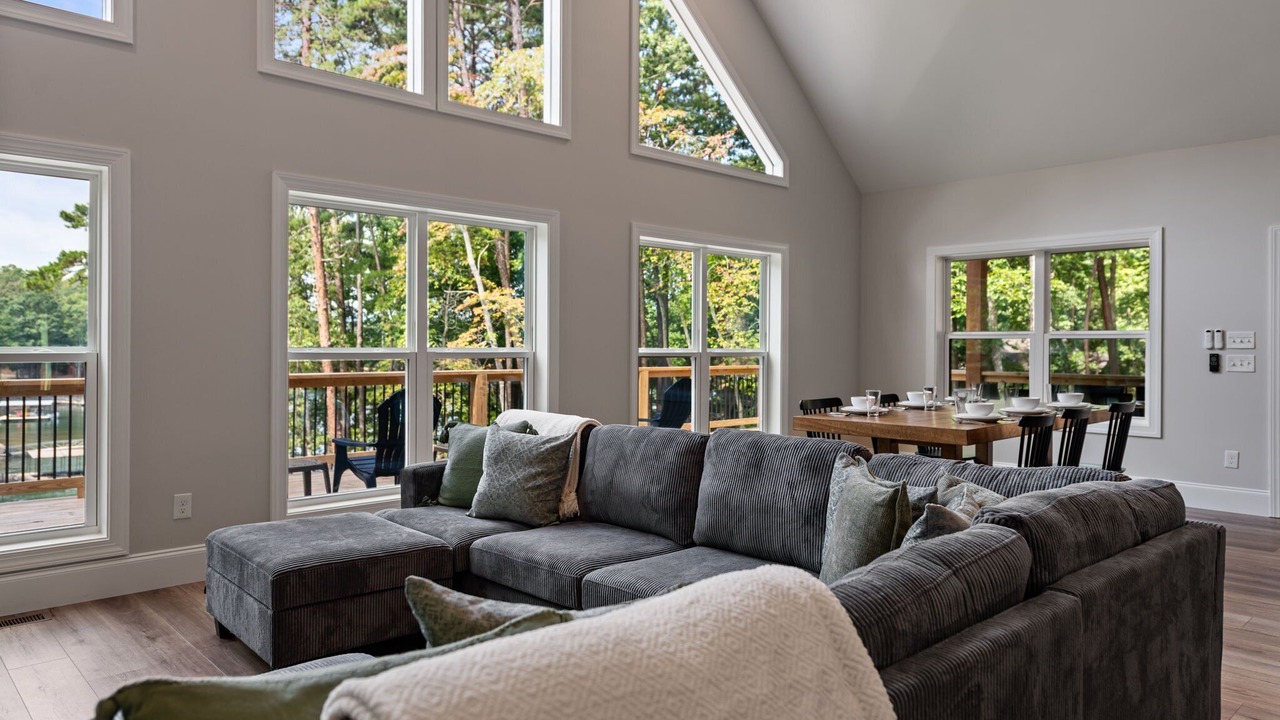 Photo of Livingroom in Blairsville