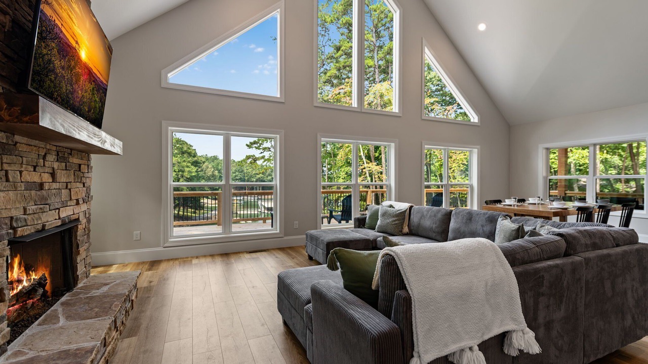 Photo of Livingroom in Blairsville
