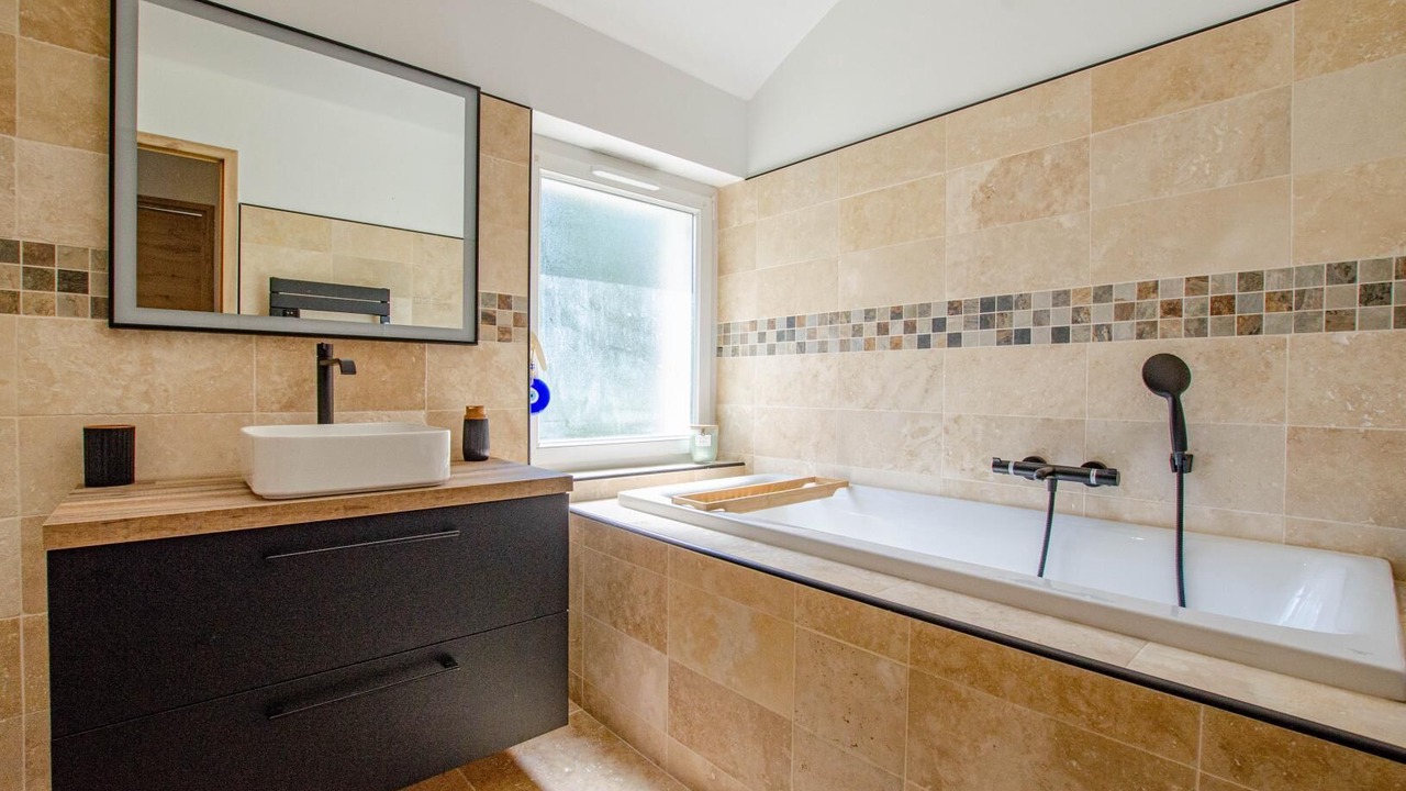 Photo of Bathroom in Brienne-le-Chateau