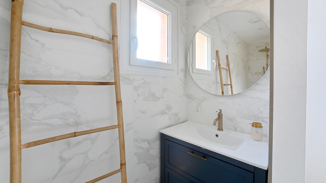 Photo of Bathroom in Saint Michel d'Euzet