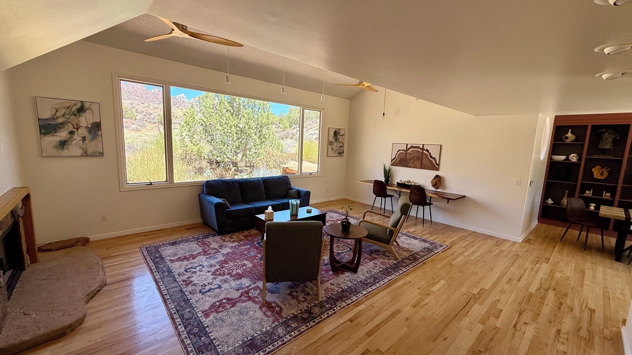 Photo of Livingroom in Zion National Park South Entrance