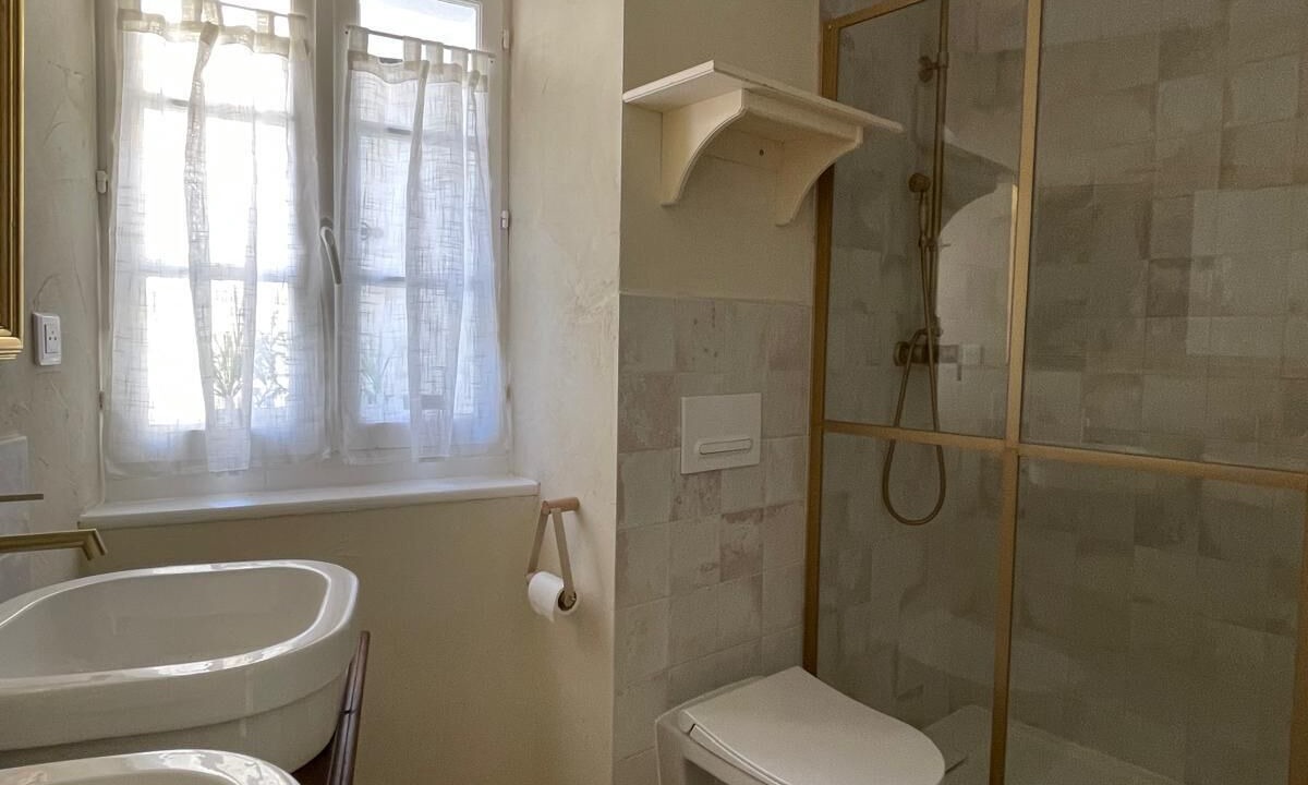 Photo of Bathroom in Ventenac-en-Minervois