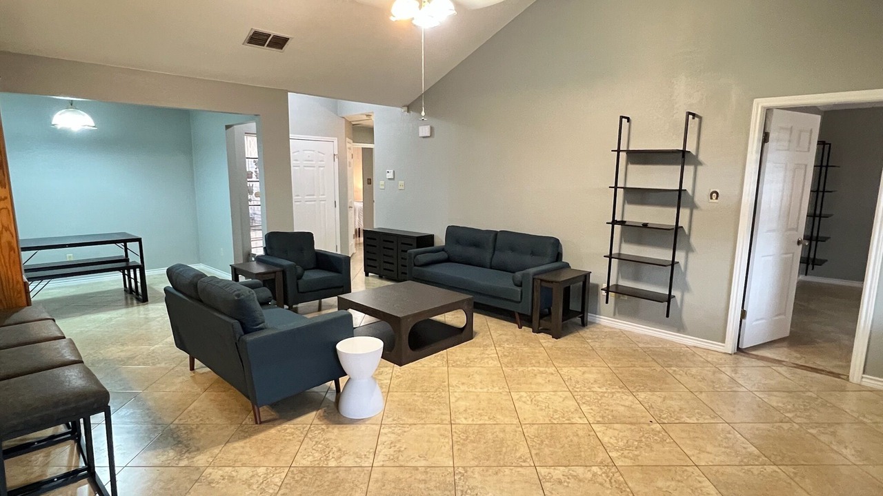 Photo of Livingroom in Calallen