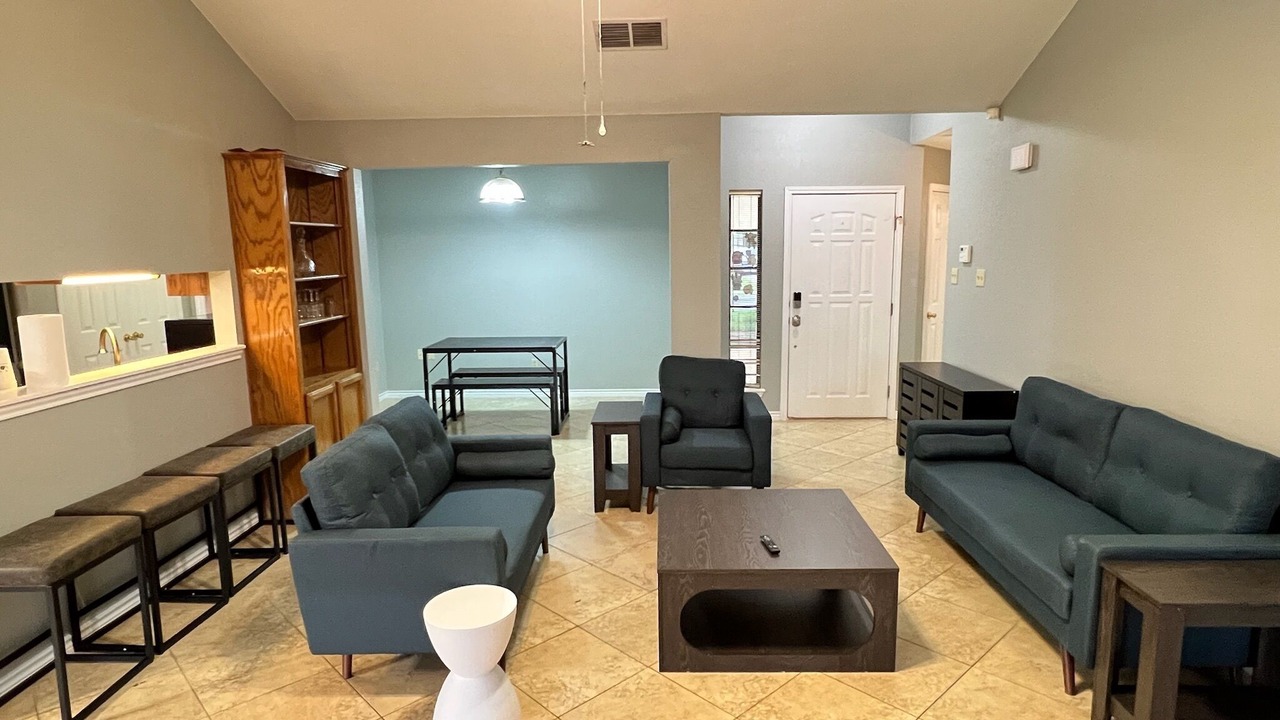 Photo of Livingroom in Calallen