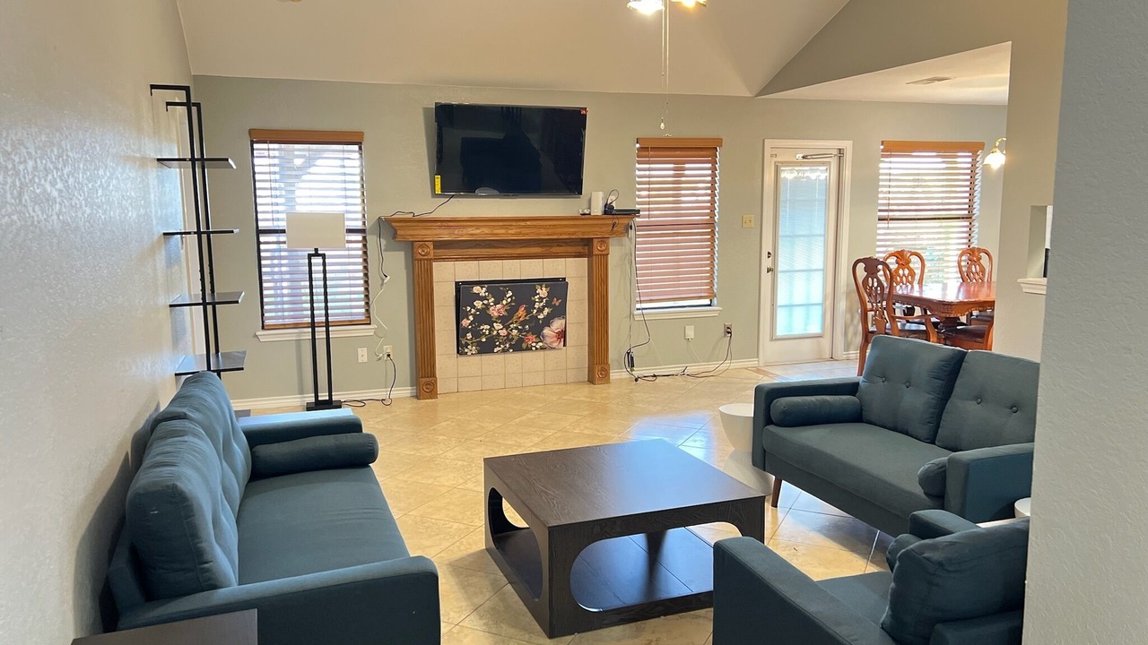 Photo of Livingroom in Calallen