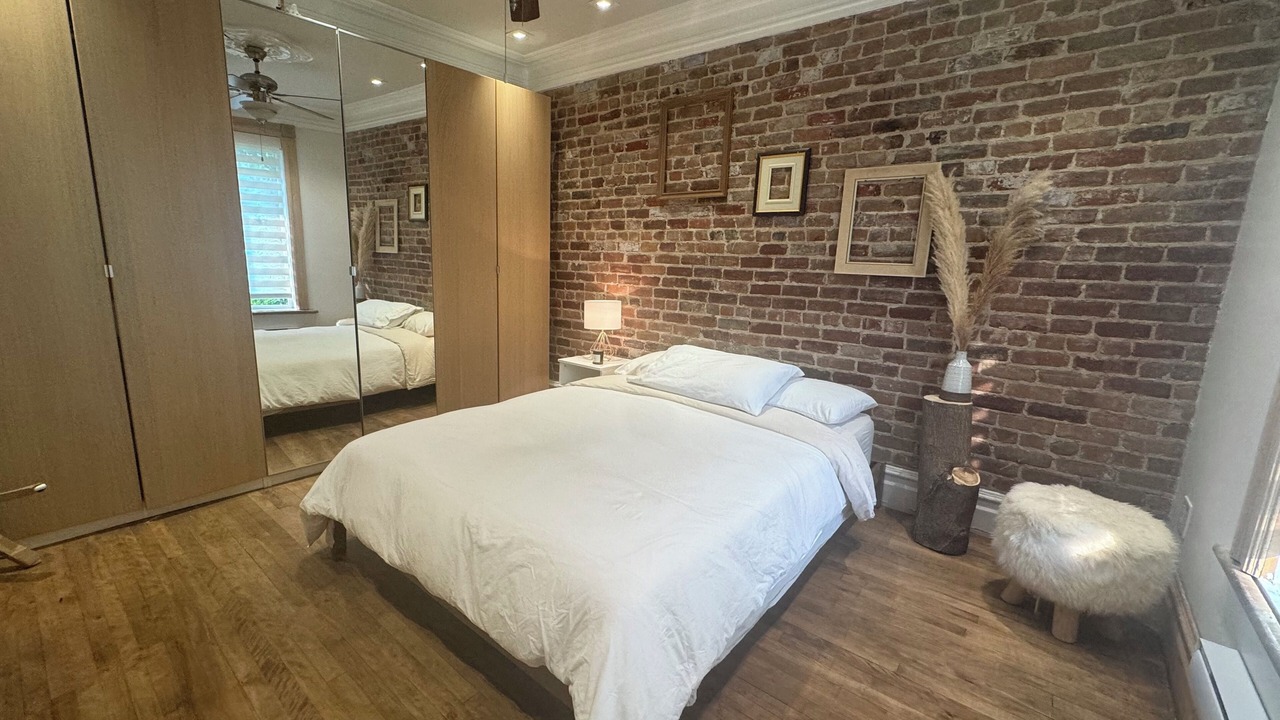 Photo of Bedroom in Ville-Marie