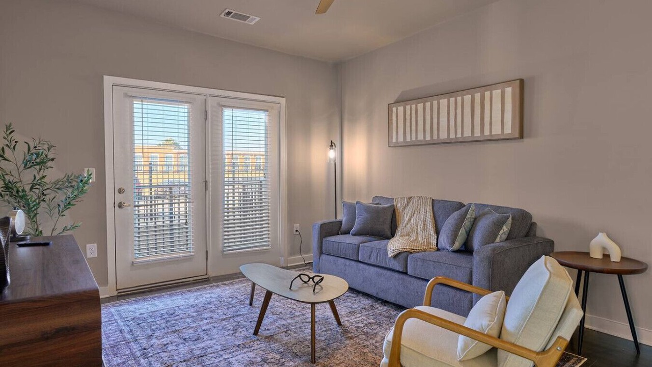 Photo of Livingroom in Clayton