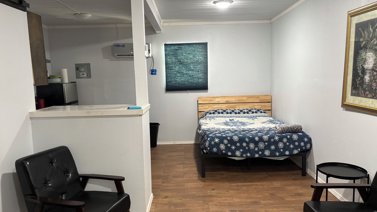 Photo of Bedroom in Southside