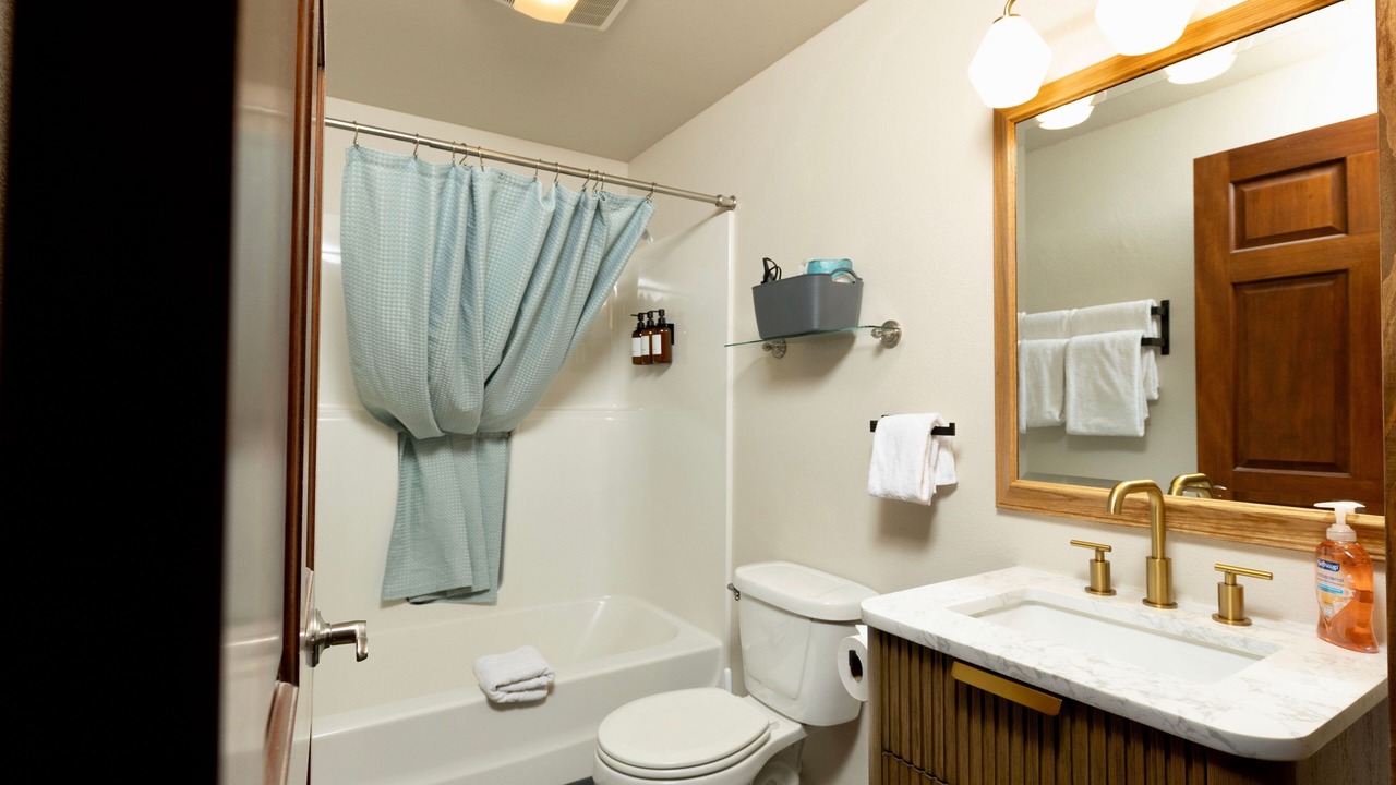 Photo of Bathroom in Yachats