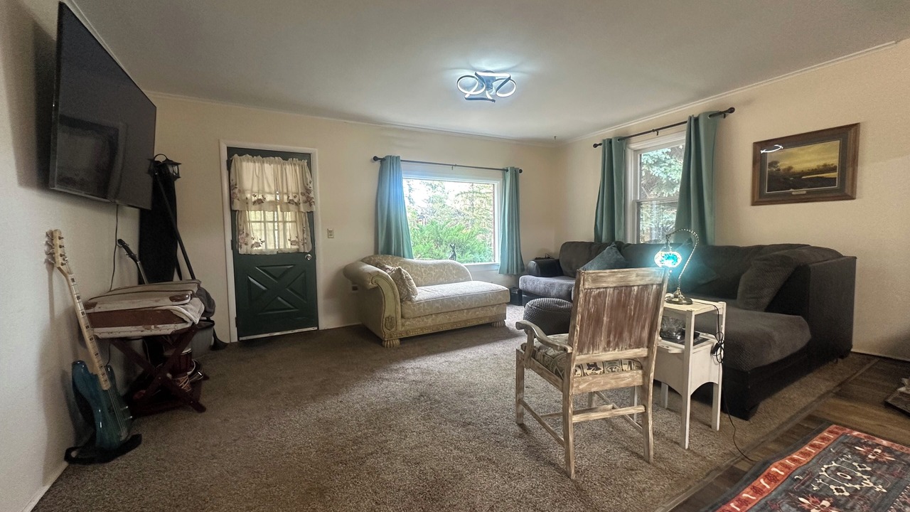 Photo of Livingroom in Hot Springs