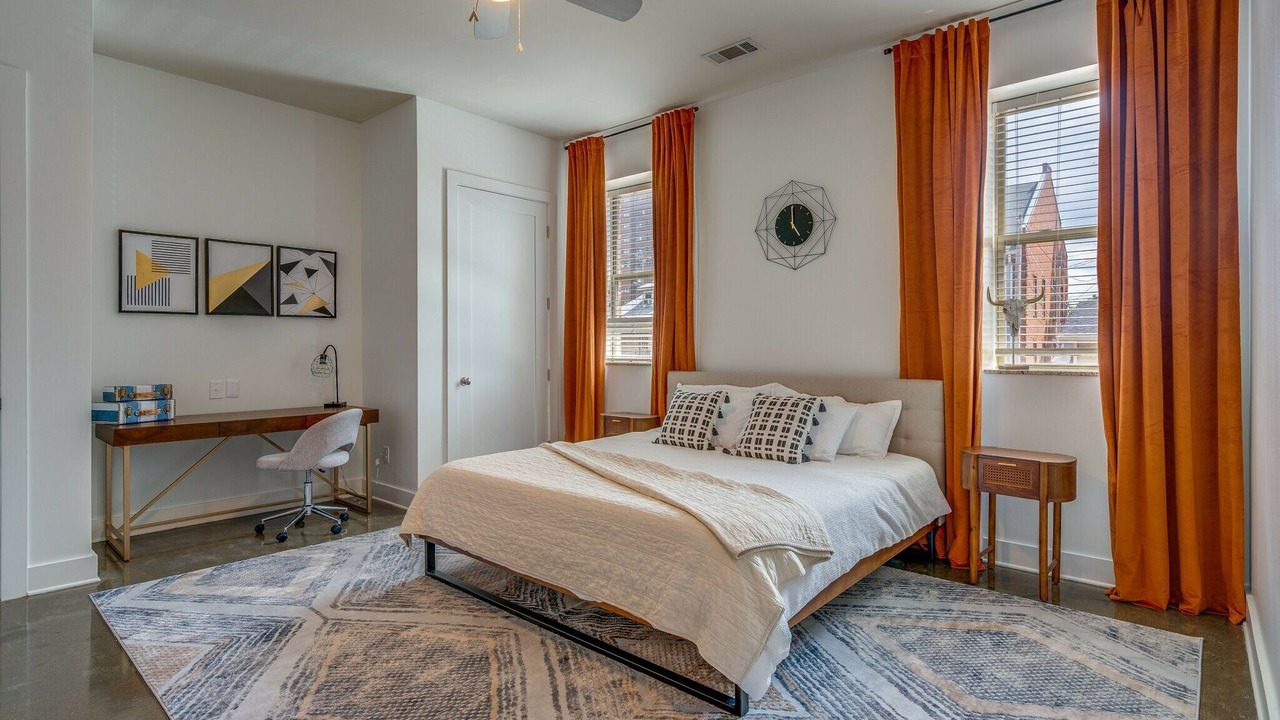 Photo of Bedroom in Midtown