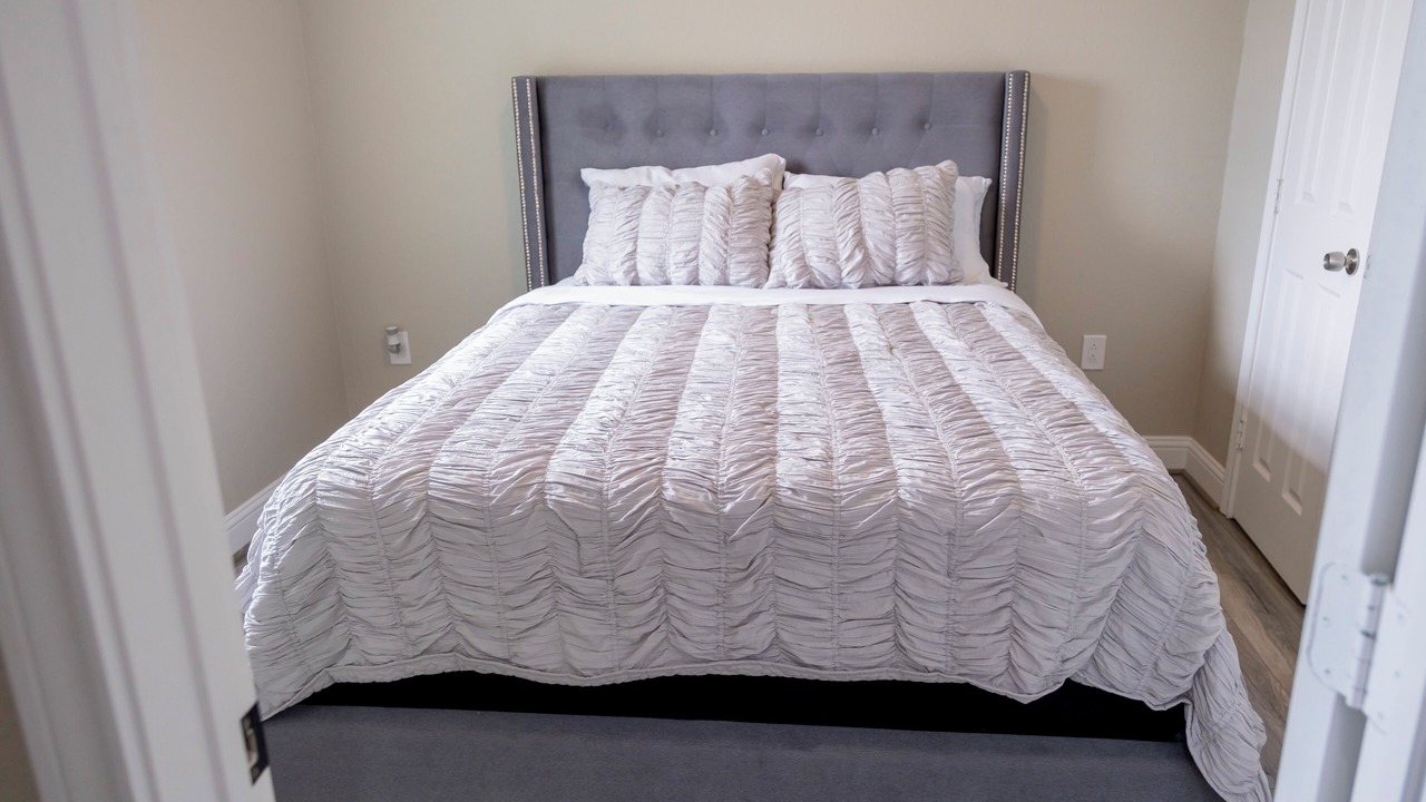 Photo of Bedroom in Clear Lake Shores