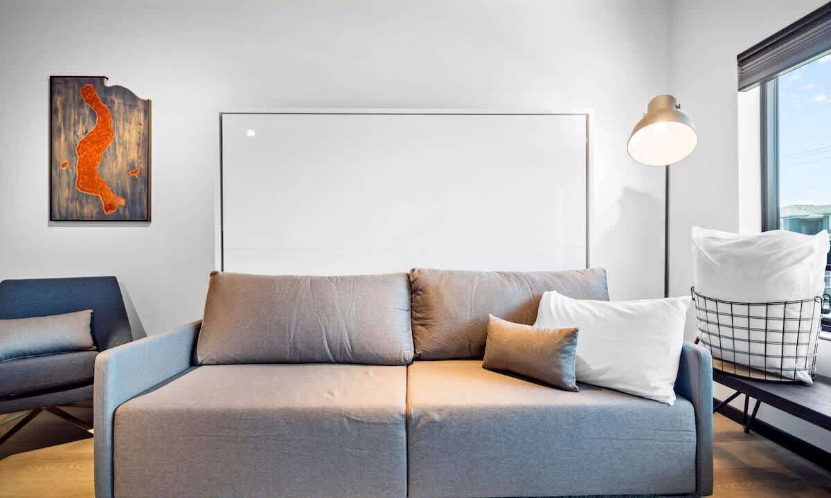 Photo of Livingroom in West Central