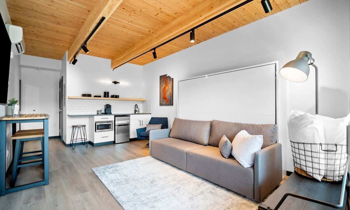 Photo of Livingroom in West Central