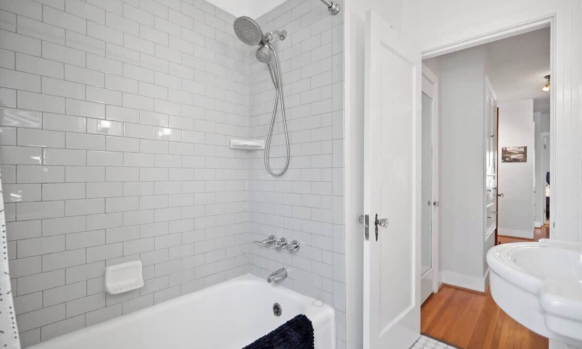 Photo of Bathroom in Manito