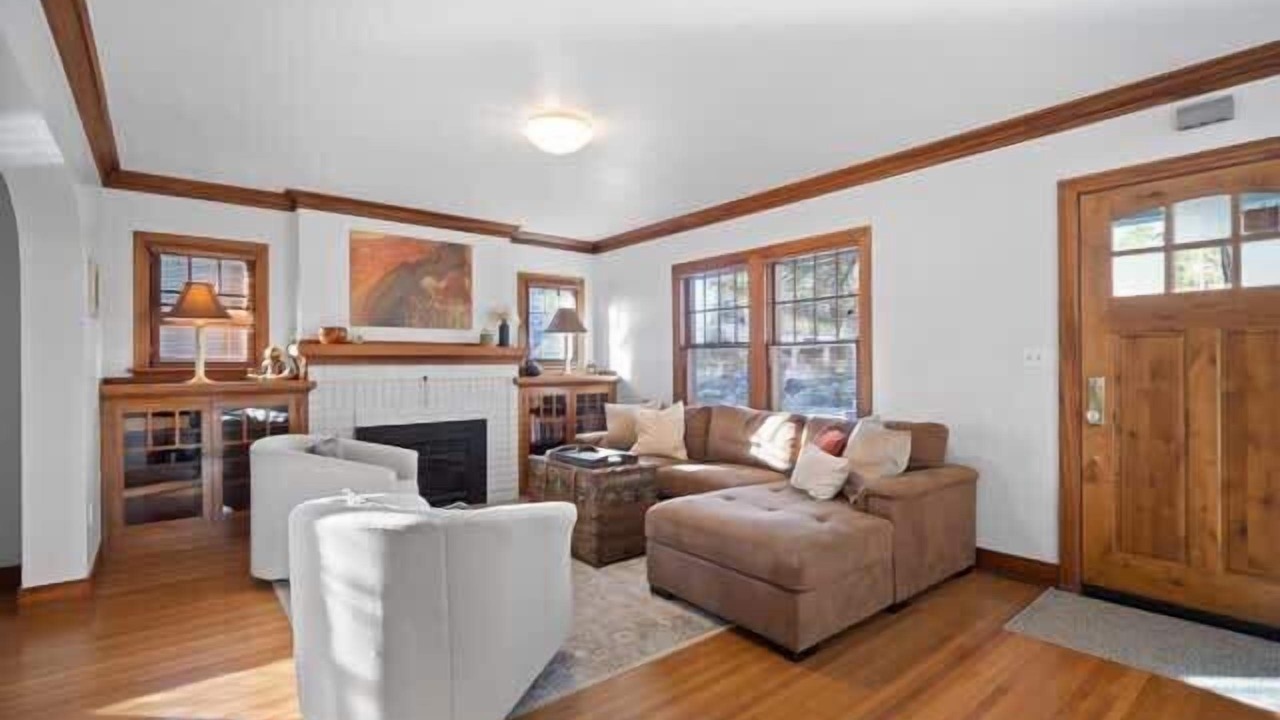 Photo of Livingroom in Manito