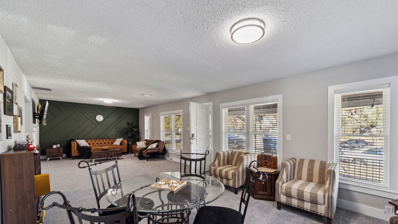 Photo of Livingroom in Wichita