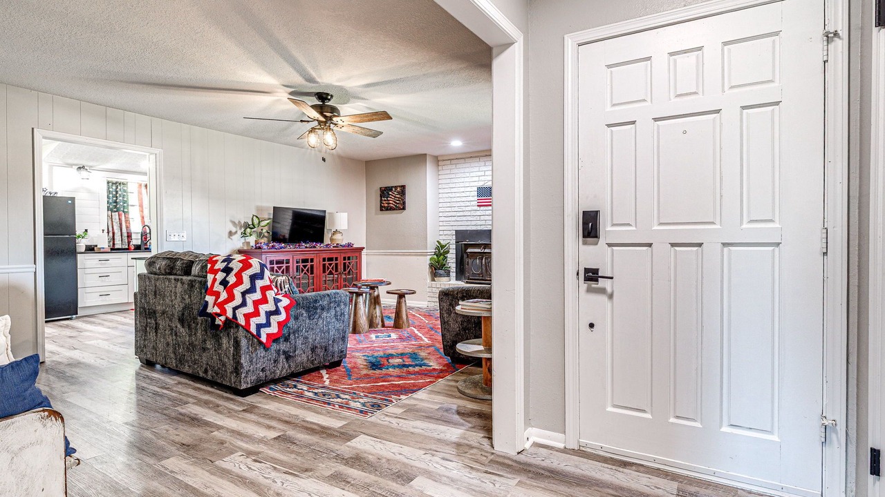 Photo of Livingroom in Chandler
