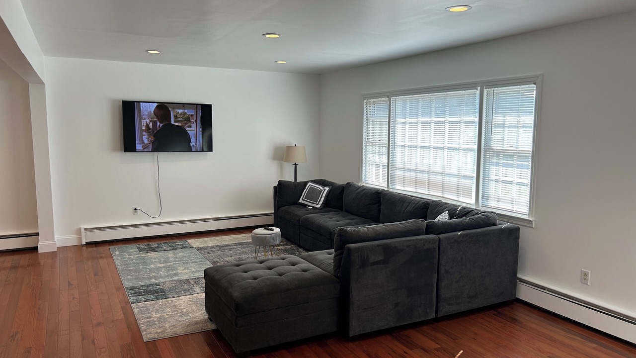 Photo of Livingroom in New Fairfield