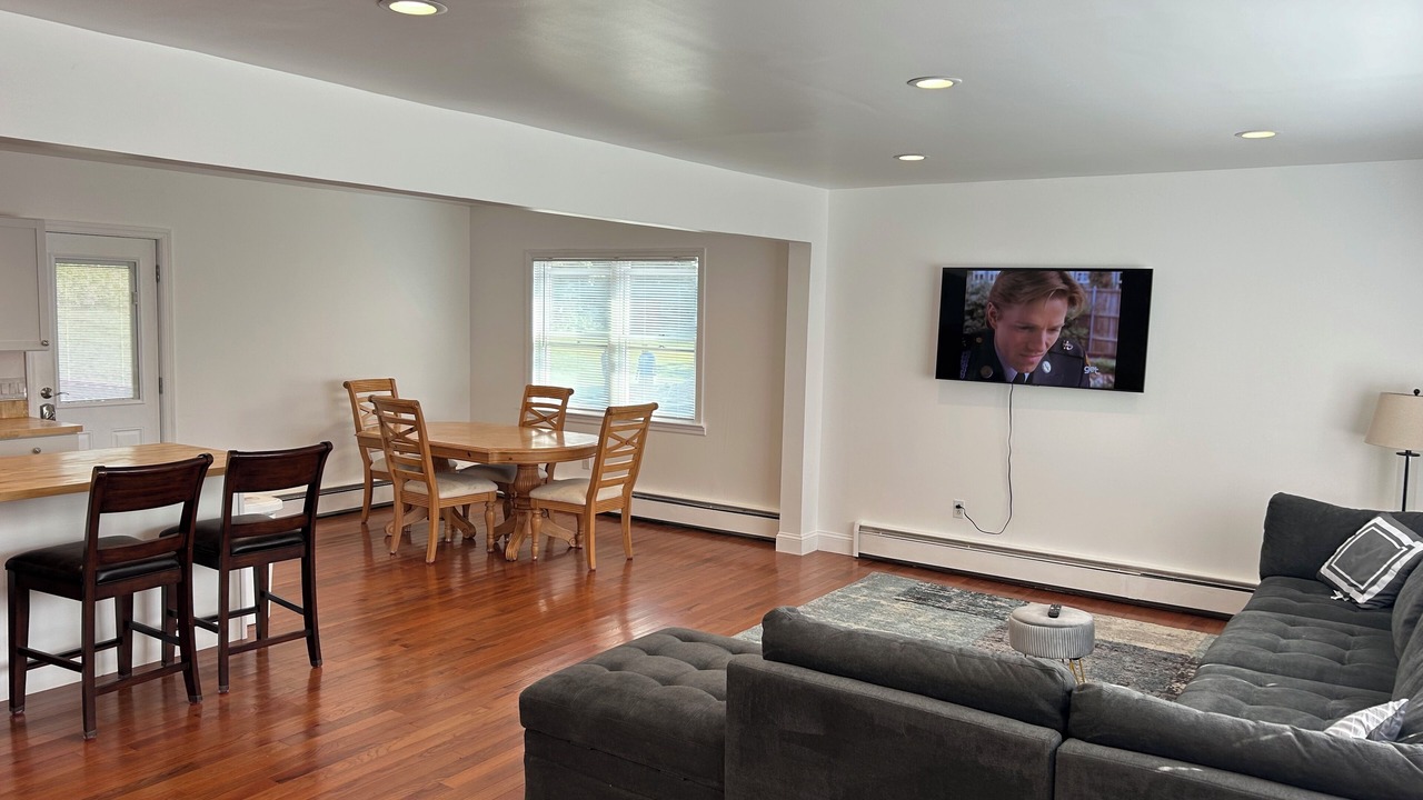 Photo of Livingroom in New Fairfield
