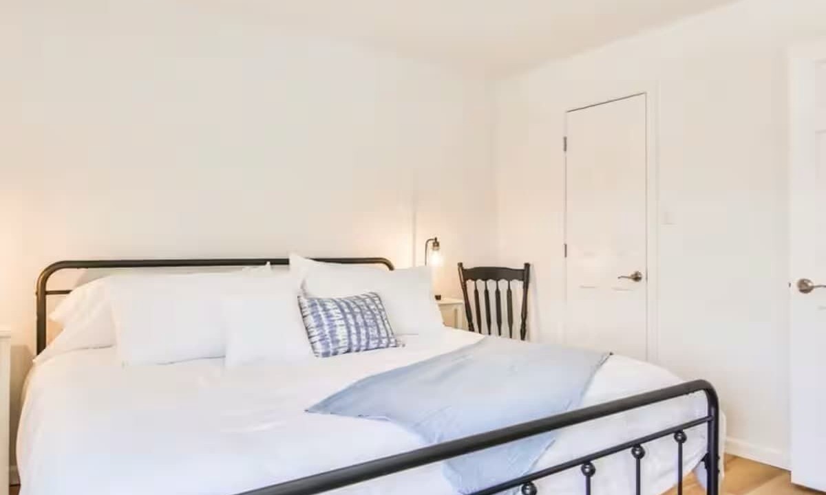 Photo of Bedroom in North Overton