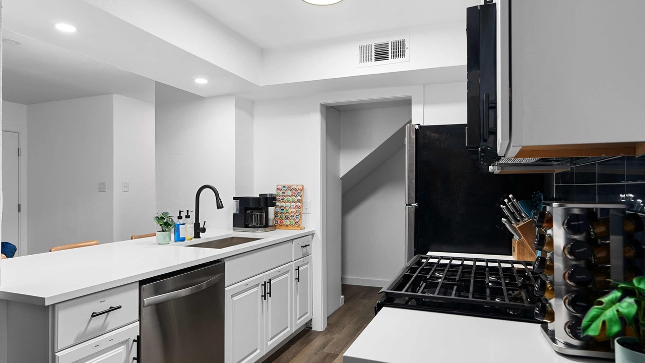 Photo of Kitchen in South Lamar
