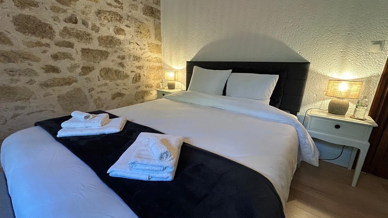 Photo of Bedroom in Pont-du-Casse