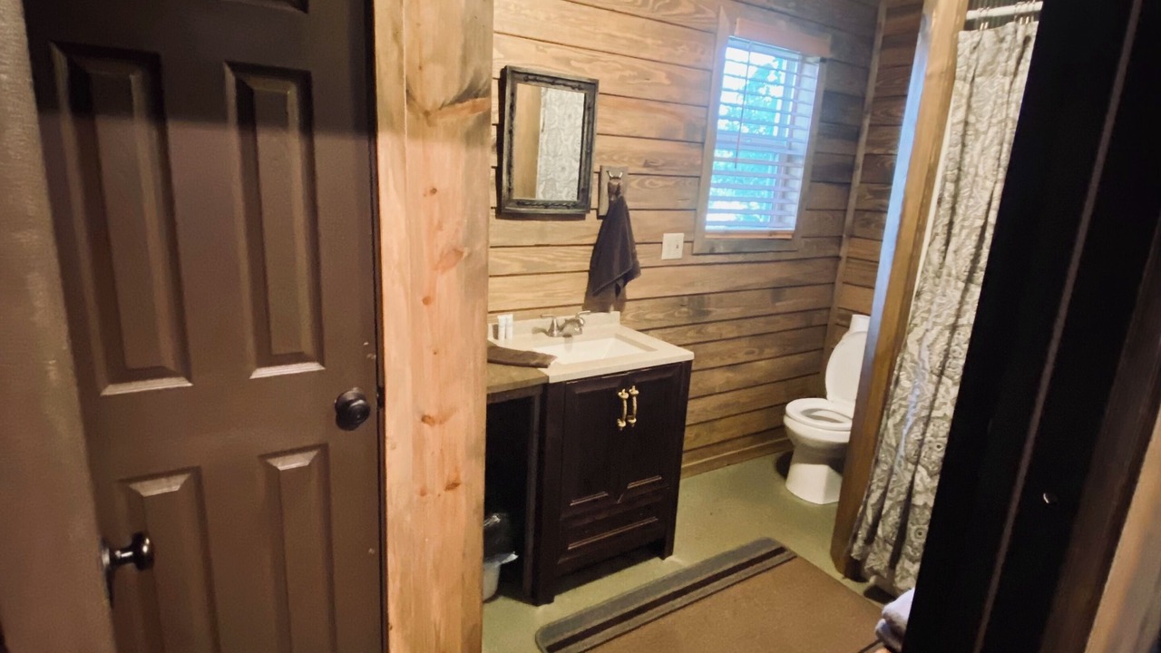 Photo of Bathroom in Compton